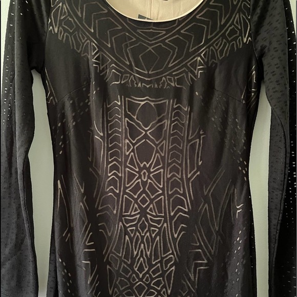 Attention NWT Bodycon Black Cut Out Long Sleeve Art Deco Dress SMALL - Picture 2 of 6